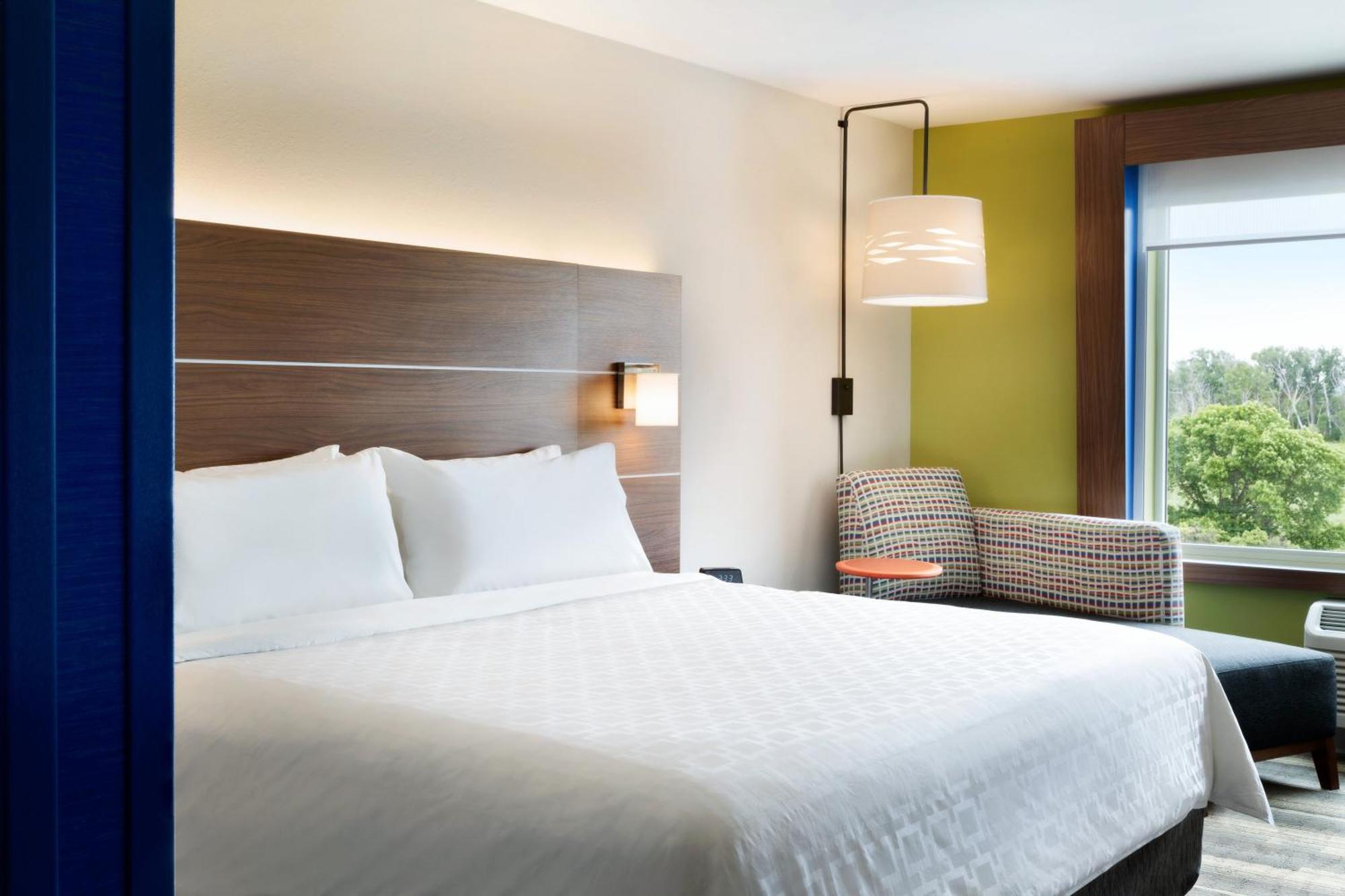Standard Zimmer mit Kingsize-Bett
