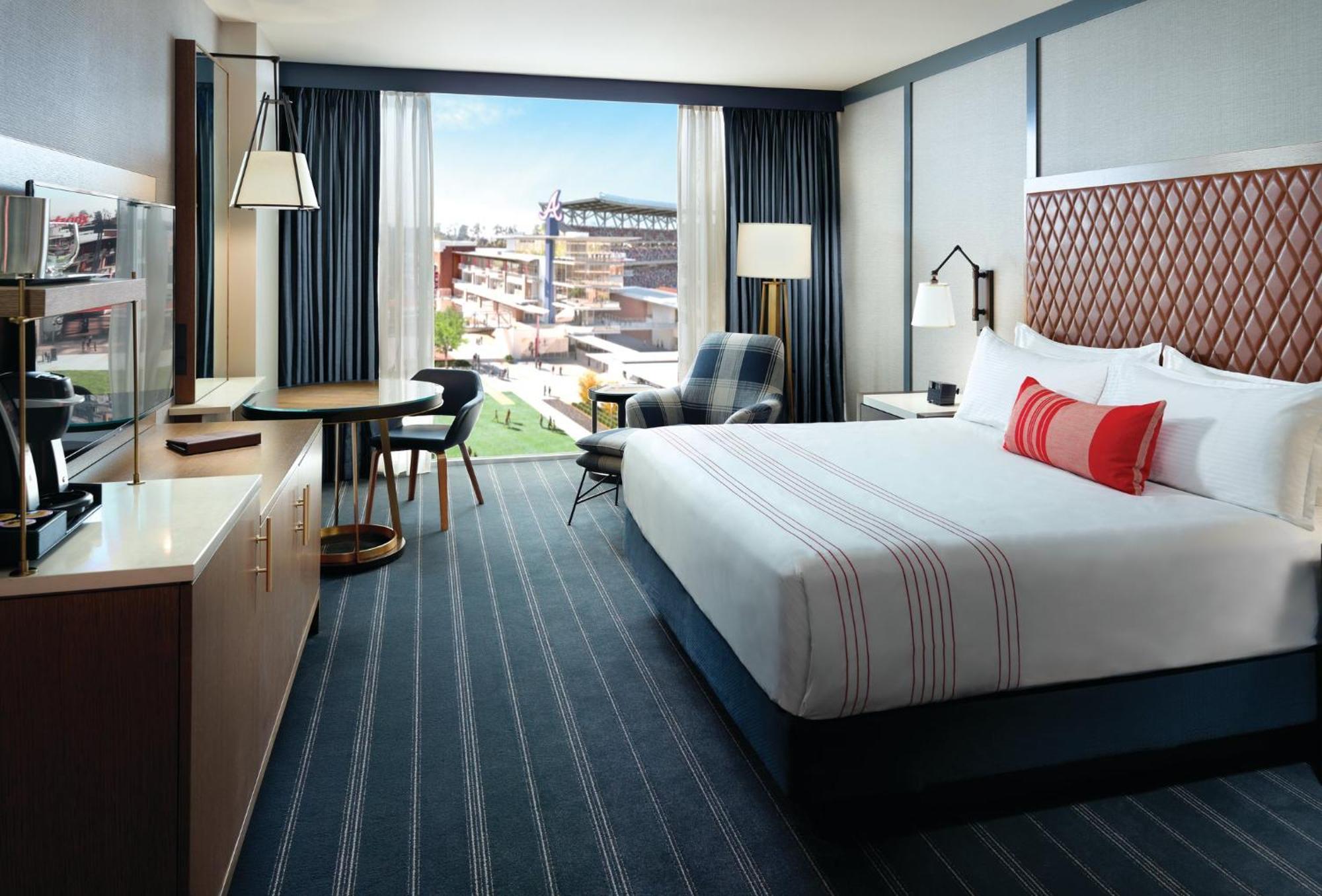 Deluxe King Room