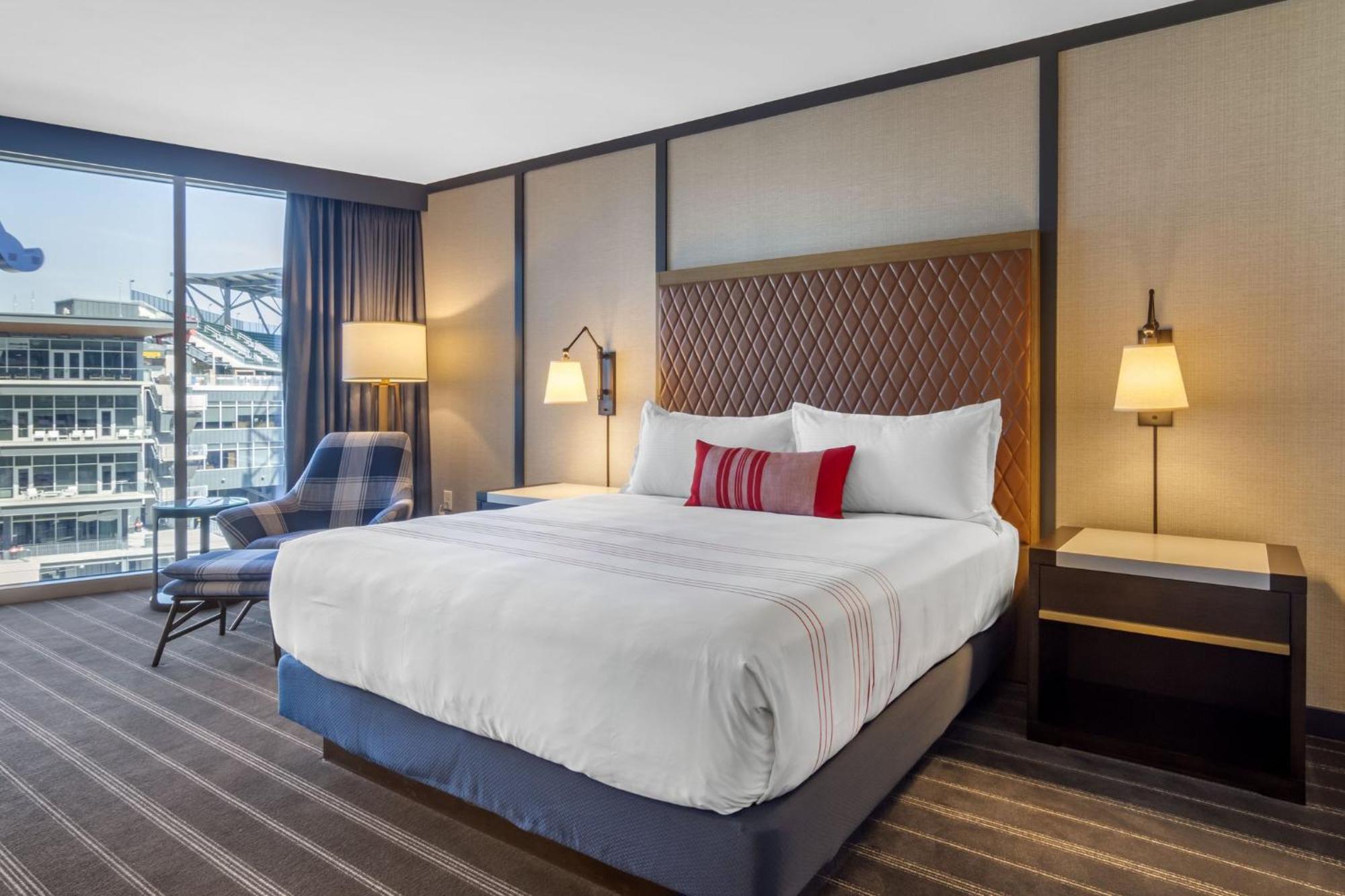 Premier Executive Room 1 King Bed