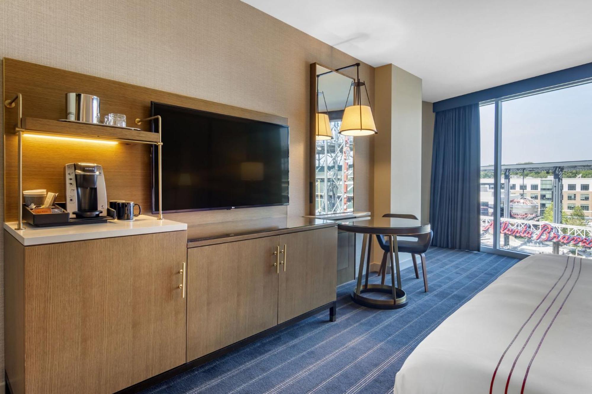 Premier Executive Room 1 King Bed
