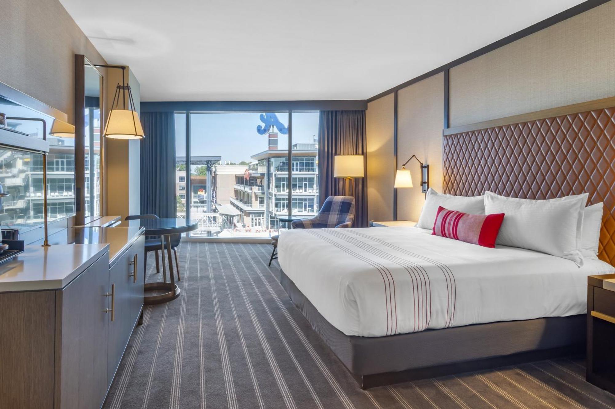 Premier Executive Room 1 King Bed