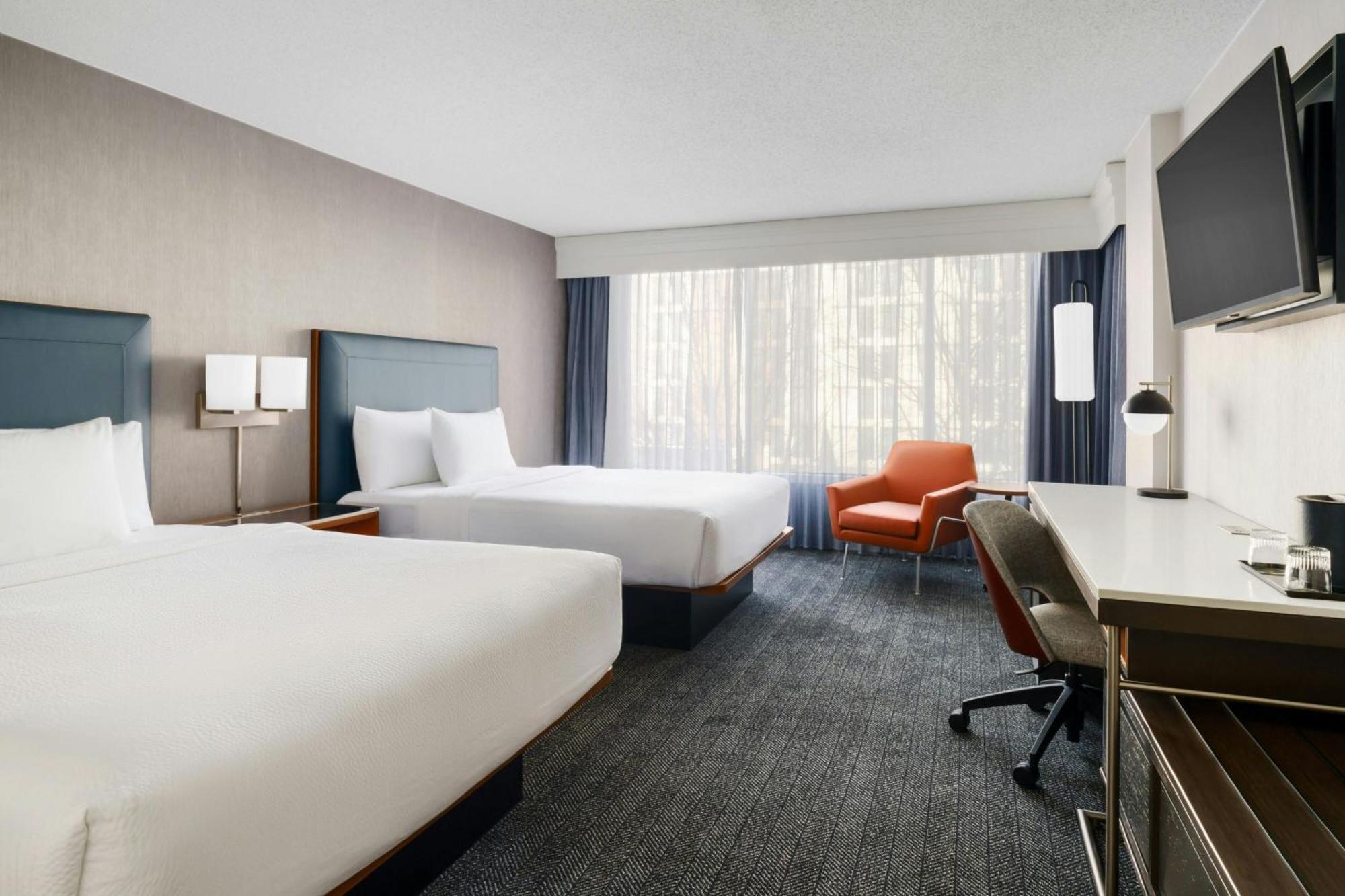 Queen Room Two Queen Beds Hearing Accessible
