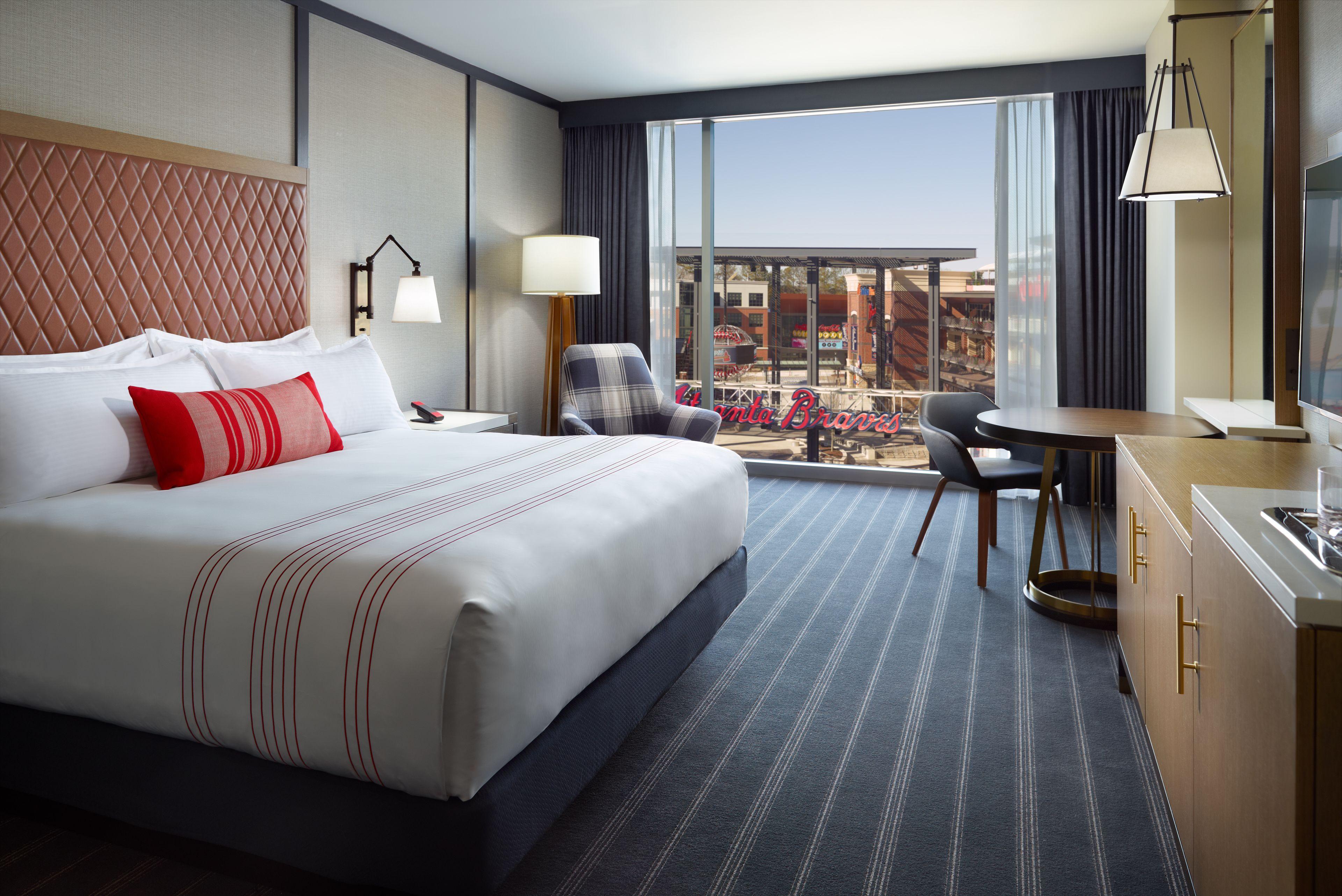 Deluxe King Room