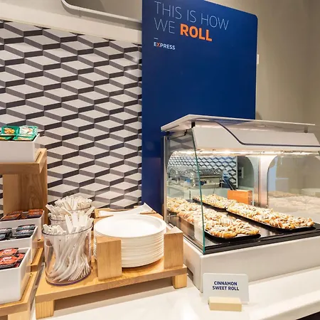 Holiday Inn Express Atlanta Airport-College Park By Ihg-3