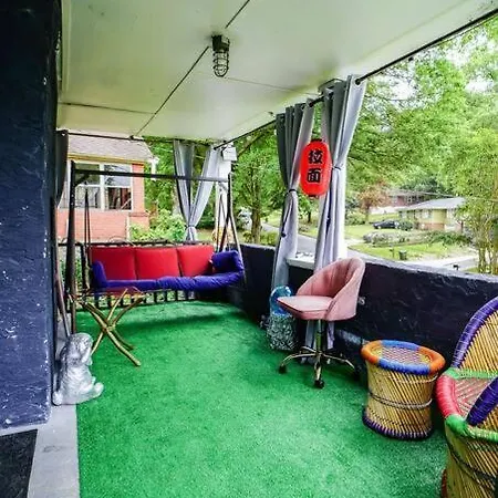 Opuluxe Peace, Love & Soul Sanctuary Sleeps 6-3