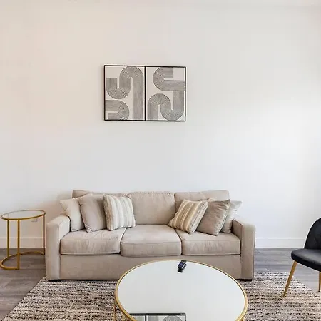 Chic 1Br Apt In Downtown Atl!-3