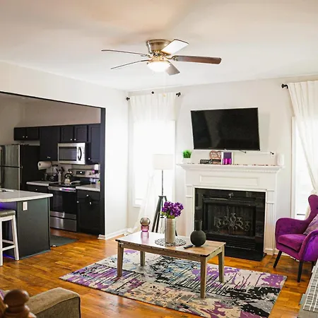 Stylish Cozi Abode Of Atlanta-3